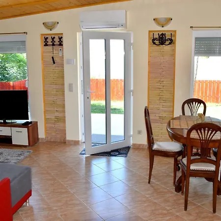 Apartment Kenese Panorama Balatonkenese