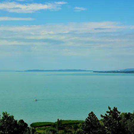 דירה Kenese Panorama *